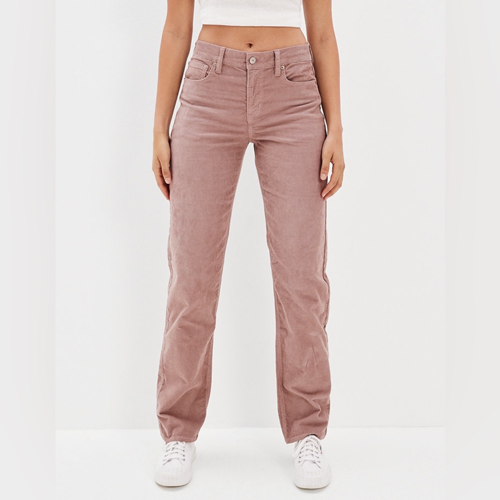 Women’s American Eagle 90s straight corduroy pants
